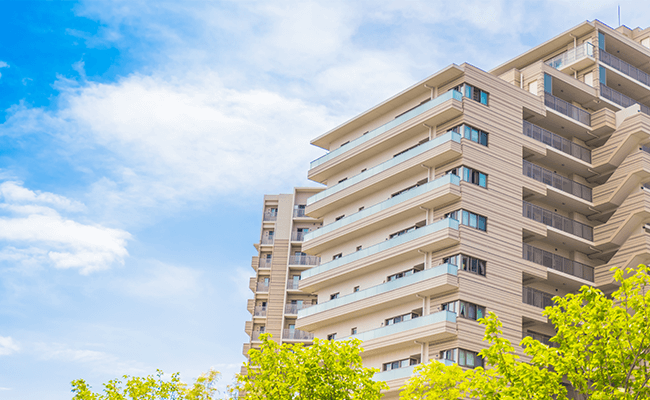 【費用を抑えるコツは何？】アパート・マンション編！屋根修理・工事の費用を安く抑える基礎知識